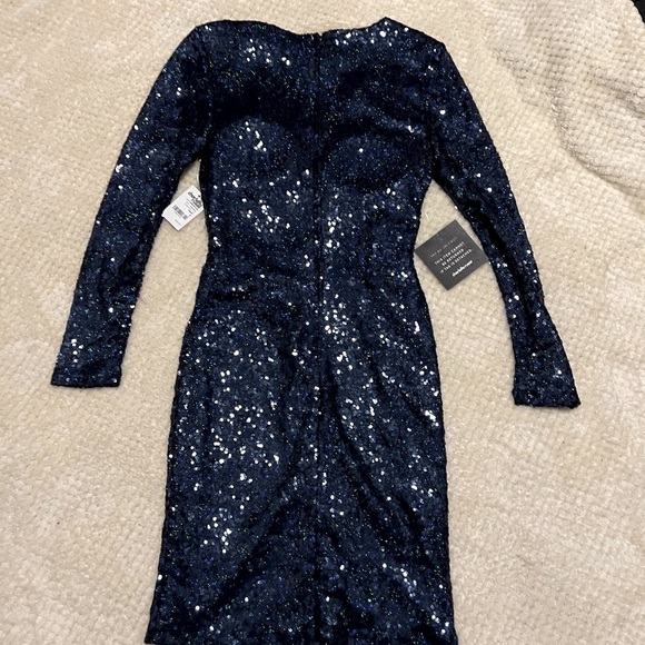 ✨Donating on 8/1/23✨CHARLOTTE RUSSE Full Sequins Dress - Picture 6 of 7